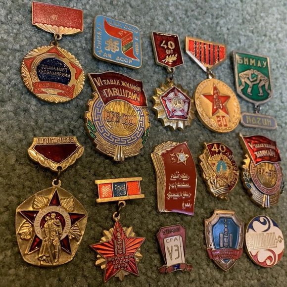 14 NICE COLD WAR SOVIET NAVY USSR RUSSIAN SERVICE BADGE PIN LOT ACCP, 1941, 1971 - Picture 3 of 4